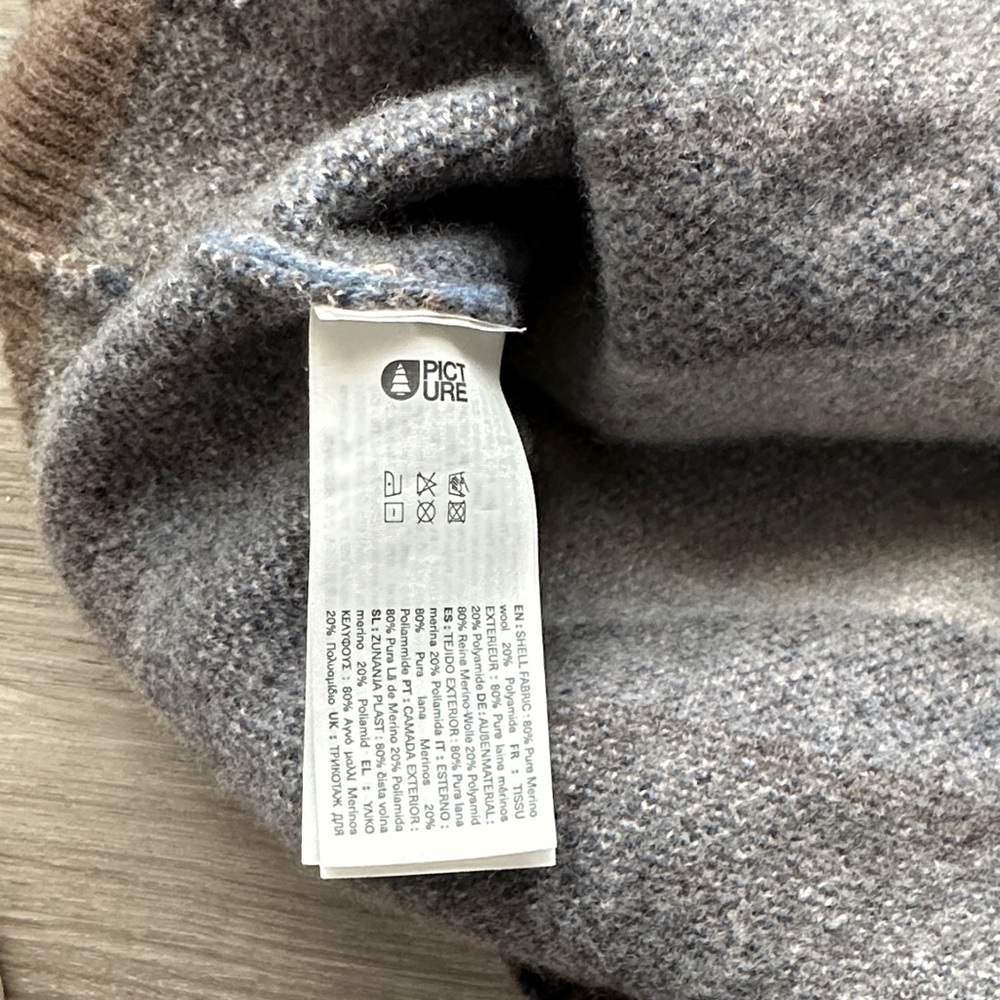 Scenic Mountain Crewneck Sweater - Brown & Blue - Picture 8 of 14